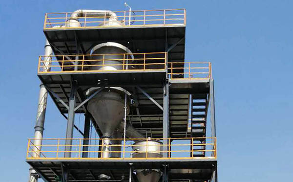 硫（liú）酸（suān）鈉（nà）mvr蒸發結晶器安（ān）裝現場