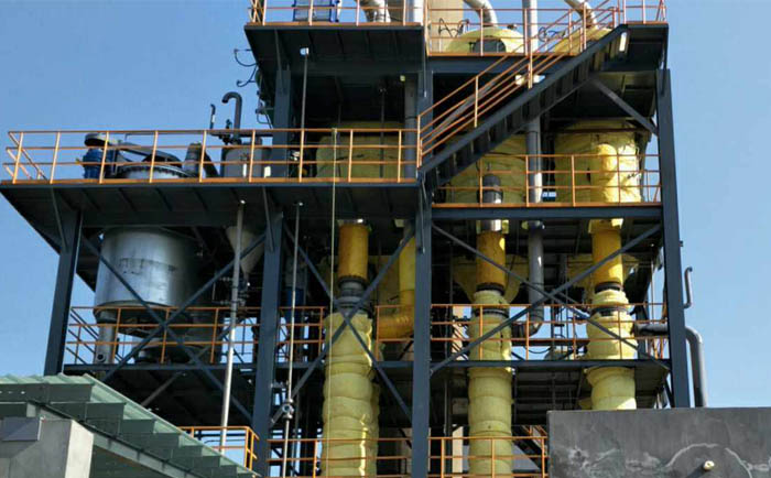 硫酸鈉三（sān）效蒸發器項目安裝